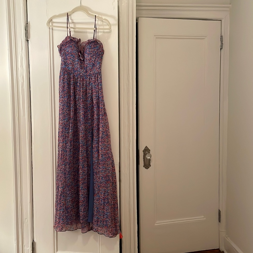 Sau Lee Florence Gown, Size 2, 100% Silk